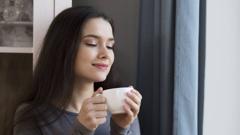 No es té verde: la infusión milenaria que previene el envejecimiento y ayuda a proteger tu corazón.