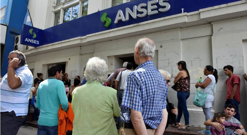 Jubilados y pensionados ANSES: todos los cambios en los cobros de marzo por feriados