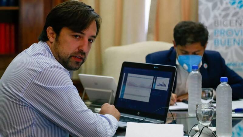 Nicolás Kreplak y Axel Kicillof rearman el plan de vacunación por la suba de casos