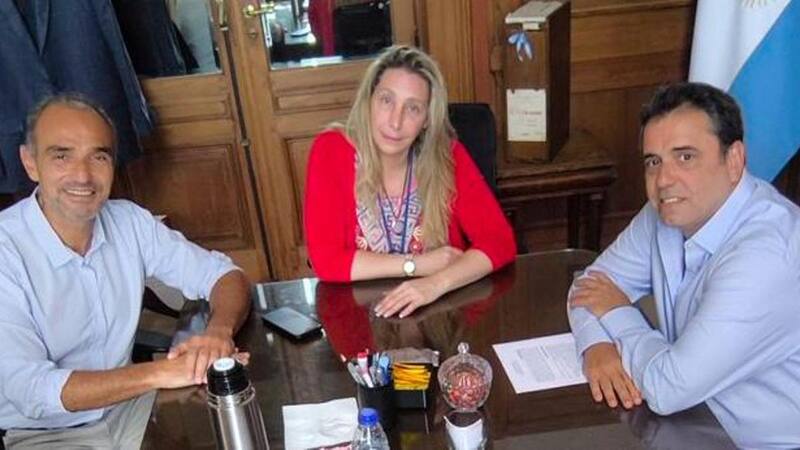 Lule Menem, Karina Milei y Lisandro Catalán.