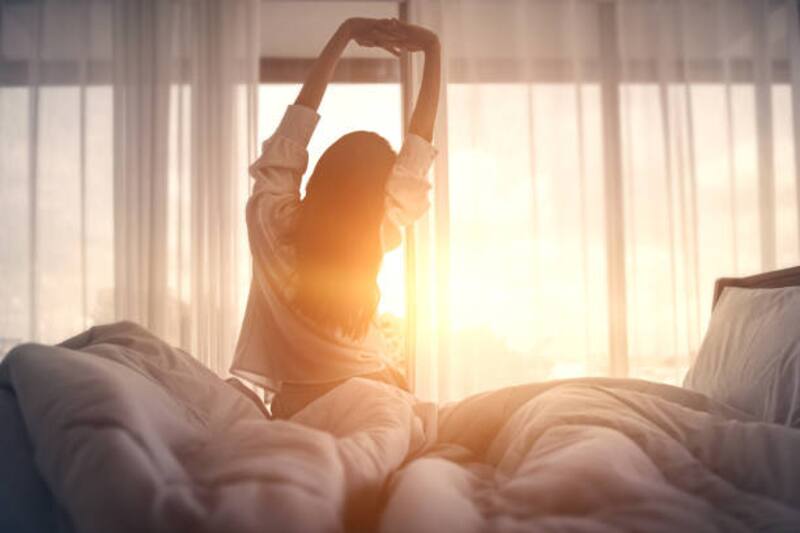 Los hábitos respaldados por la ciencia que pueden hacer que tus mañanas sean más productivas y alegres (Fuente: iStock)