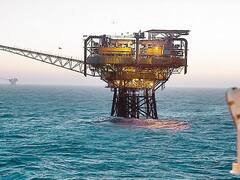 Hidrocarburos: otorgan permisos a empresas petroleras para la exploración del mar argentino
