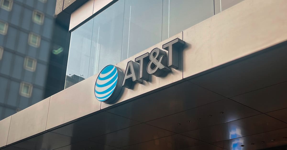 AT&T reporta crecimiento de 20% en ingresos en México, pero una baja en ...