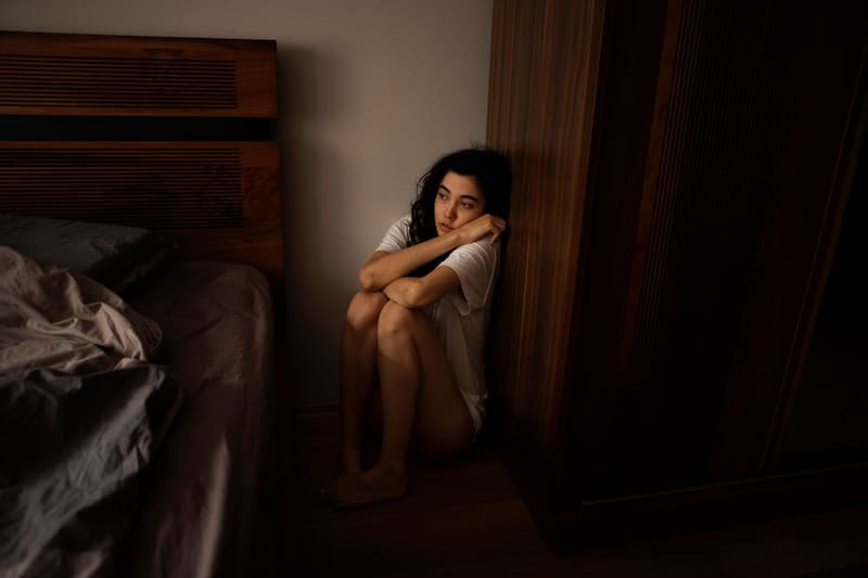 Si despiertas repetidas veces por pesadillas con animales aterradores, quizá hayas sido víctima de brujería. (Foto: FreePik.es)