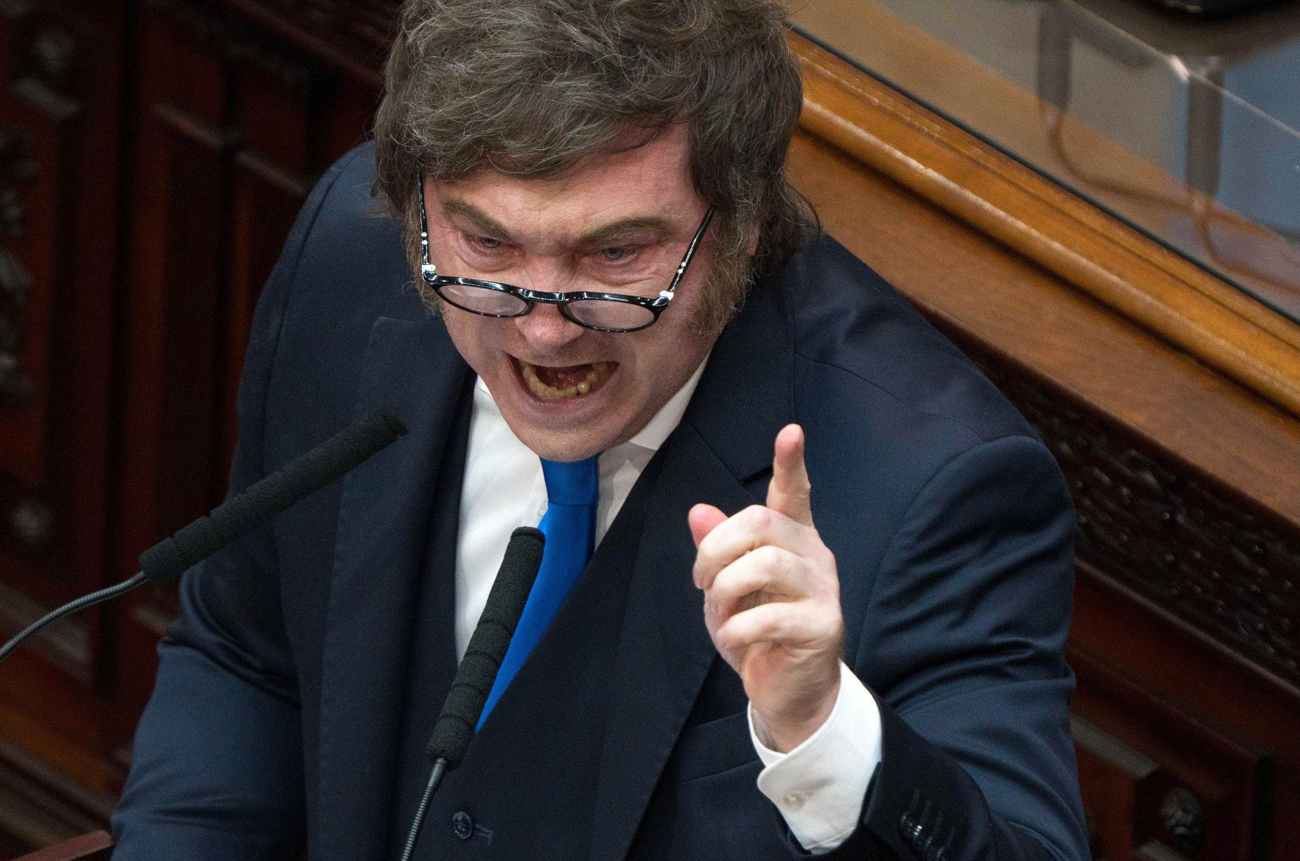 La aprobación de Milei resiste y el Gobierno festeja, pero una preocupación volvió por la puerta de atrás