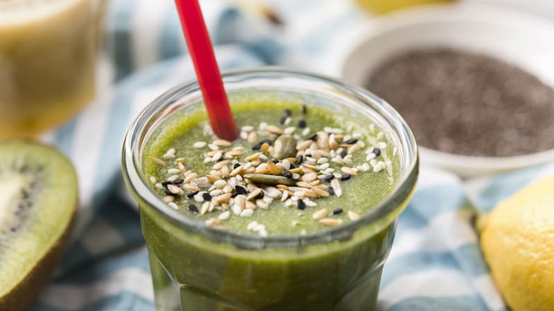 Este batido es ideal para consumir en ayunas o como una colación.