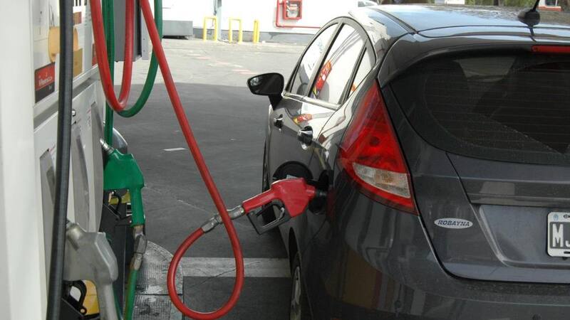 El aumento de la nafta es uno de los que ya ponen un piso del 0,99% a la inflación de julio