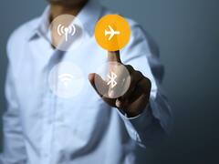 Atención, viajeros: las consecuencias de no activar el modo avión en un vuelo, una de las normas más importantes y obligatorias