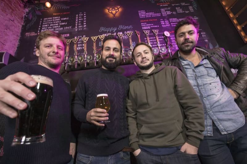 Juan Nielsen, Juan Chereminiano, Facundo Imas y Bruno Ananía, los socios fundadores.