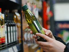 Exigen el retiro urgente de este reconocido aceite de oliva de todos los supermercados por ser ilegal