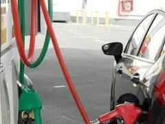 Por la inflación 2018, la nafta subirá casi $ 1 en marzo