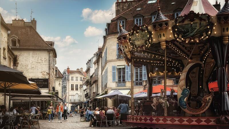 El pueblo francés cerca de la frontera con España que te sorprenderá con su paisaje pintoresco