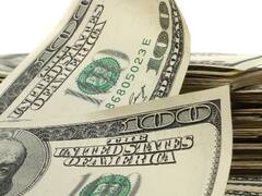 Mercado gris: el bono a 30 años llegó a venderse con sobreprecio de u$s 4