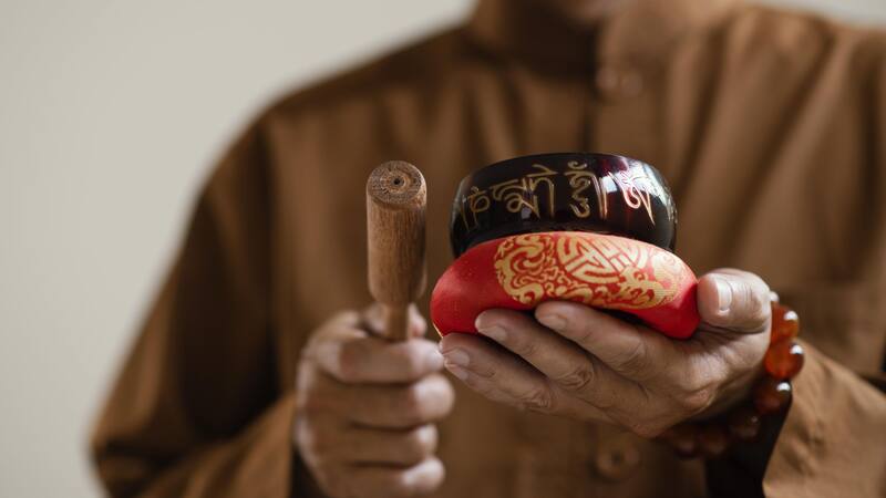 Realizar un ritual de limpieza energética el 29 de enero ayuda a liberar lo viejo y dar espacio a nuevas oportunidades.