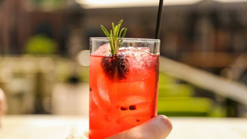 El delicioso jugo de dos frutas que es ideal para las dietas de bajo contenido graso.