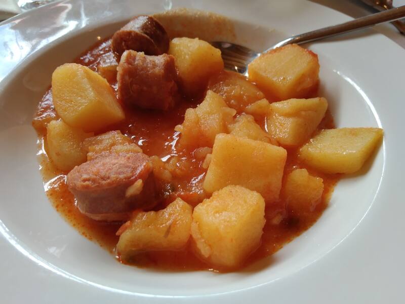 Patatas a la riojana: la receta fácil y rápida para preparar un plato bien español. (Imagen: Wikimedia Commons / Artistosteles)