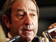 Cobos, "enojado" por el anuncio de los créditos hipotecarios indexados