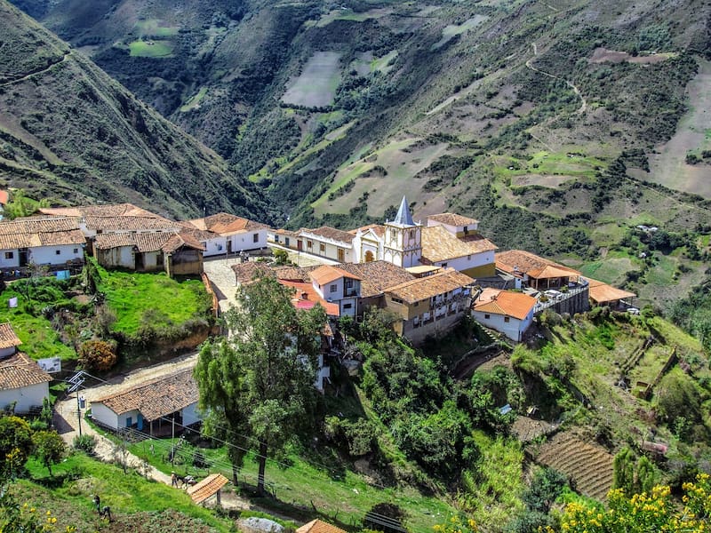 El paisaje de Venezuela, que incluye playas tropicales y montañas imponentes, contribuye al bienestar emocional de sus habitantes. (Foto: archivo)