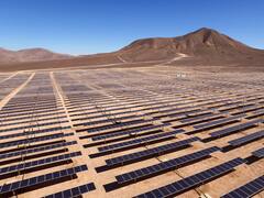 El hallazgo del siglo | Este país puso paneles solares en el desierto y no puede creer lo que pasó: cambió la Tierra para siempre