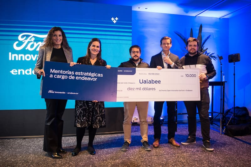 Julia Bearzi, María Carpintieri, Joaquín Di Mario, Sebastián Trotta y Gino Tubaro
