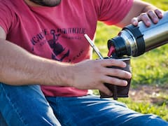 El mate perfecto: los secretos de un especialista para limpiar el mate, la pava eléctrica y la bombilla