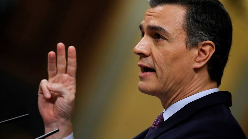 Sánchez se aleja de Junts, mientras Ayuso quiere acercarse para echar al socialismo.