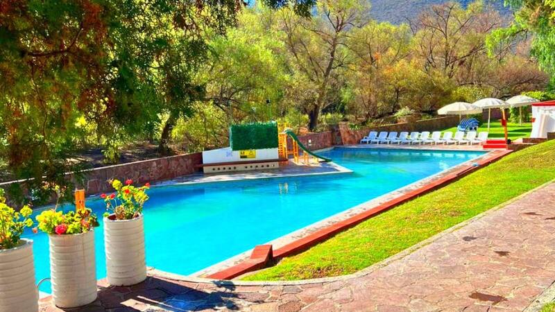 <div class="migrated-promo-image__description"><div class="migrated-promo-image__source">Fuente: Instagram @lourdeshotelcampestre</div></div>