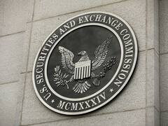 Golpe a los inversores: la SEC autoriza a empresas públicas a blindarse contra demandas colectivas