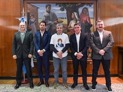 ¿Ford venderá autos con cuotas en dólares? El sugestivo posteo de "Toto" Caputo en X