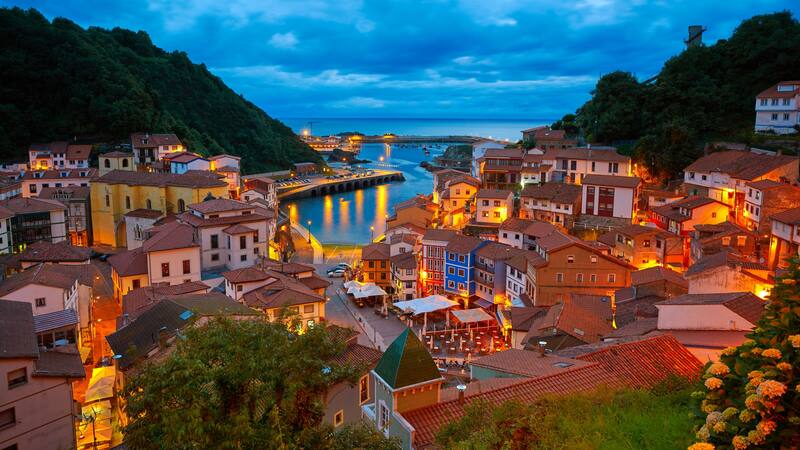 Molinaseca ofrece trabajos y viviendas asequibles.