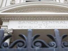 Ya rige el nuevo régimen de política monetaria con bandas para el dólar