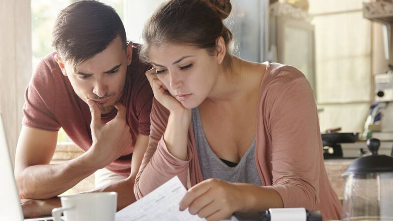 Si el SAT inmoviliza tu cuenta, tendrás la oportunidad de negociar y presentar garantías para evitar la suspensión de tus fondos.