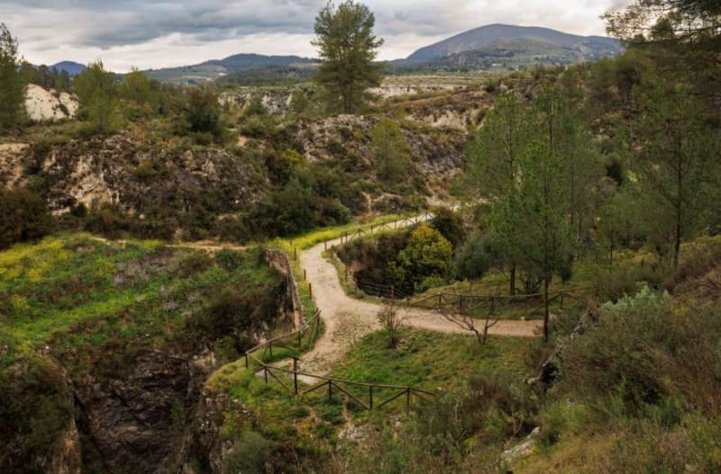 El encantador pueblito de 700 habitantes con cascada y monumentos históricos a 1 hora de Valencia (foto: archivo).