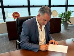 Orsi firmó decreto que reglamenta la ley que regula la muerte médicamente asistida