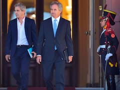 Ancla fiscal: Luis Caputo anunció superávit primario y financiero en agosto