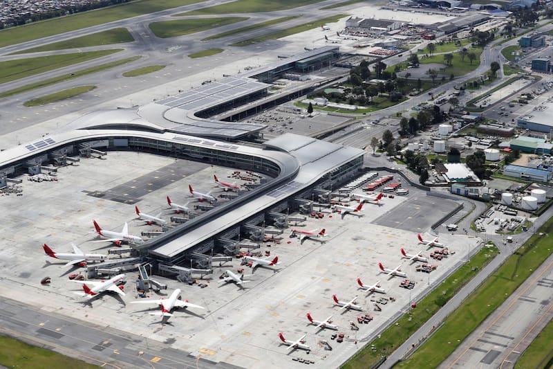 El Aeropuerto El Dorado de Bogotá y otras terminales del país están al límite de su capacidad, según alertó la Asociación Internacional de Transporte Aéreo. (Fuente: Archivo)