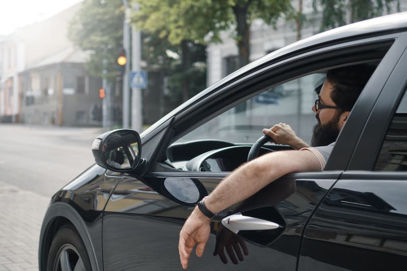 México triplica sus importaciones de autopartes chinas en una década, evidenciando su creciente rol en la cadena global automotriz. Fuente: Shutterstock.
