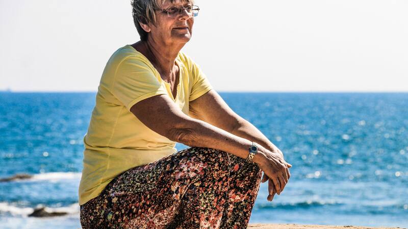 Atención jubilados: el sistema de pensiones sufrirá un nuevo ajuste en 2025, según el Banco de España.