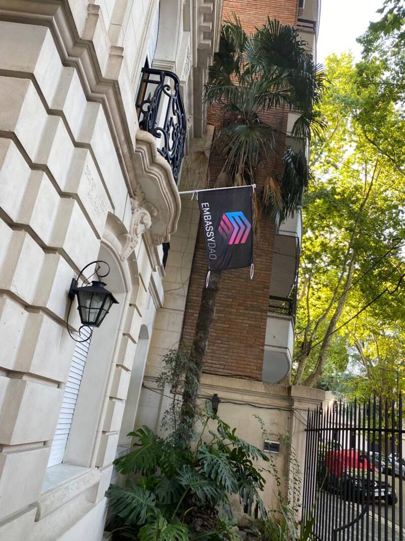 EmbassyDAO, oficinas ubicadas en Belgrano.