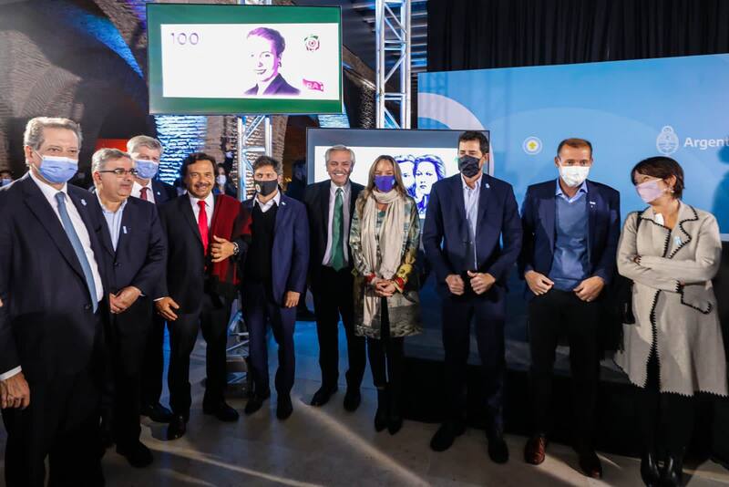 Alberto Fernández junto a Axel Kicillof, Malena Galmarini, Wado de Pedro y gobernadores