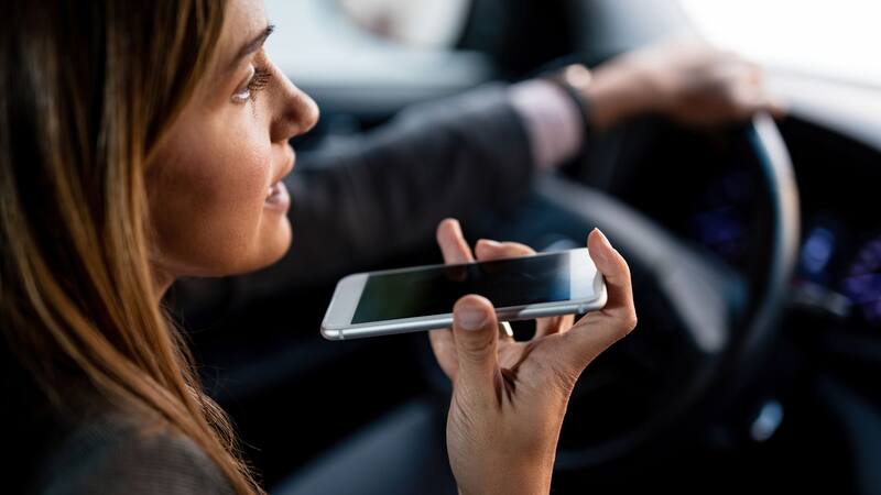 La DGT sancionará con multas de hasta 20.000 euros a quienes informen sobre radares y controles.