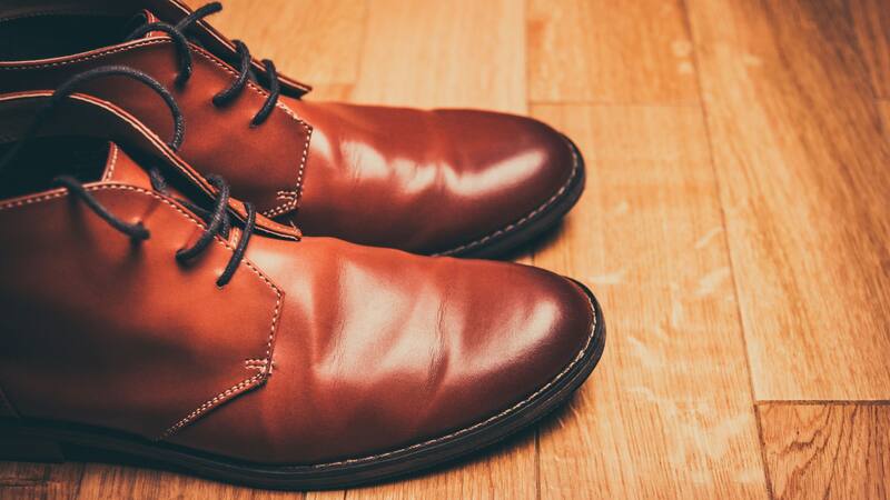 Con un zapato, un billete y pocos elementos más podés traer plata a tu vida.