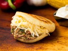 La receta 'secreta' de arepa con cerdo desmechado, el gran éxito de El Gordo Cocina