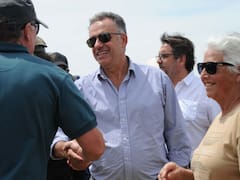 Un 33% aprueba y 40% desaprueba de la gestión de Yamandú Orsi