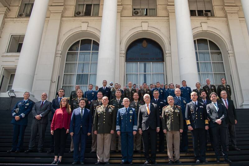 El ministro de Defensa, Jorge Taiana, en el relanzamiento de las agregadurías militares