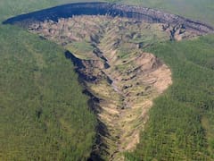 La “Puerta al Infierno : por qué no deja de crecer el cráter en Rusia