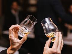 Los secretos detrás del whisky: la bebida que cruzó siglos, guerras y fronteras hasta convertirse en un ícono global
