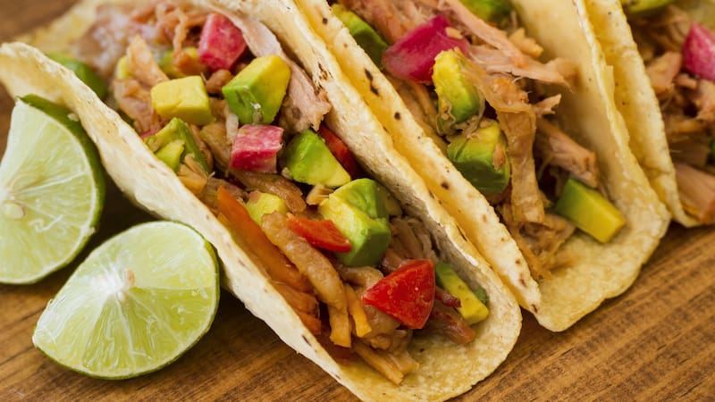 Los tacos está en la lista de las mejores comidas callejeras del mundo, según Taste Atlas.