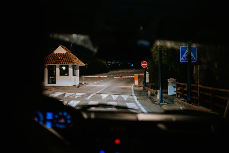 Chequeo de seguridad en Málaga, España. (Imagen: Shutterstock)