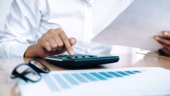 ¿Tienes varias deudas al mismo tiempo? Esto recomiendan los expertos para simplificar los pagos